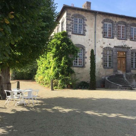Hotel Manoir D'Aubeterre Marsat Exterior foto
